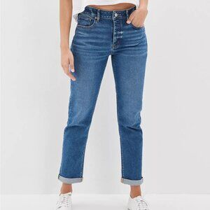 NWT American Eagle Stretch Low-Rise Tomgirl Jean - Size 4